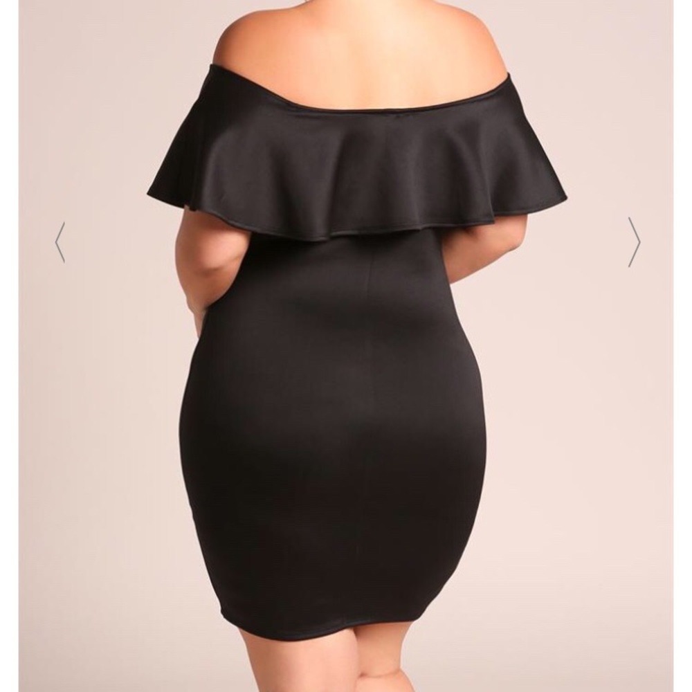 Plus size - Picture 2 of 2